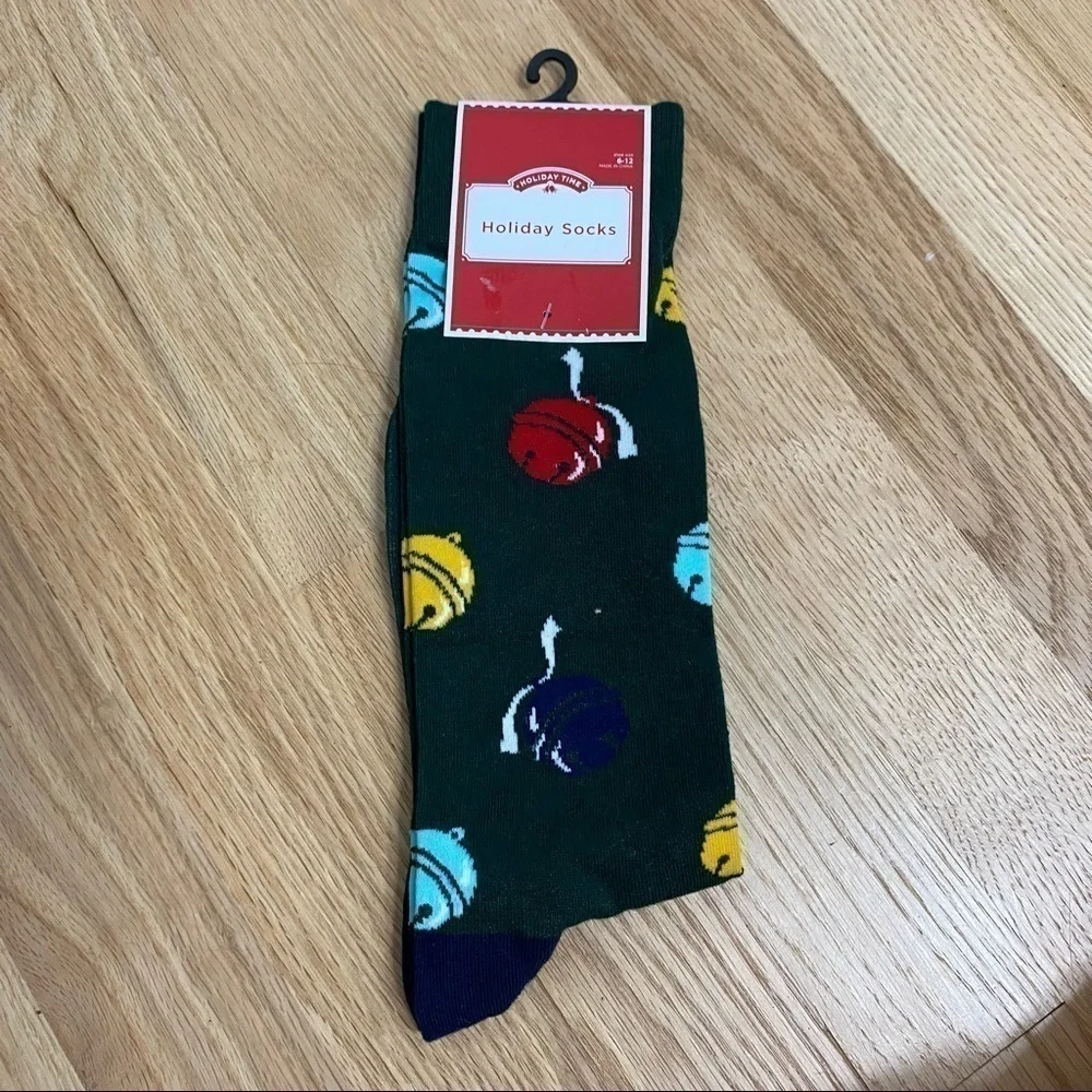 Christmas Jingle Bells Men’s Dress Socks NWT 6-12 Green